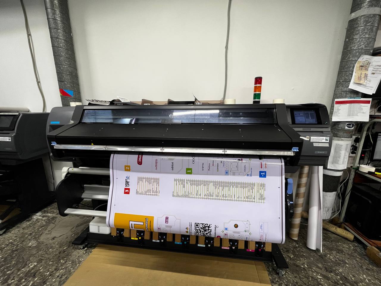 Широкоформатный принтер HP Latex 570